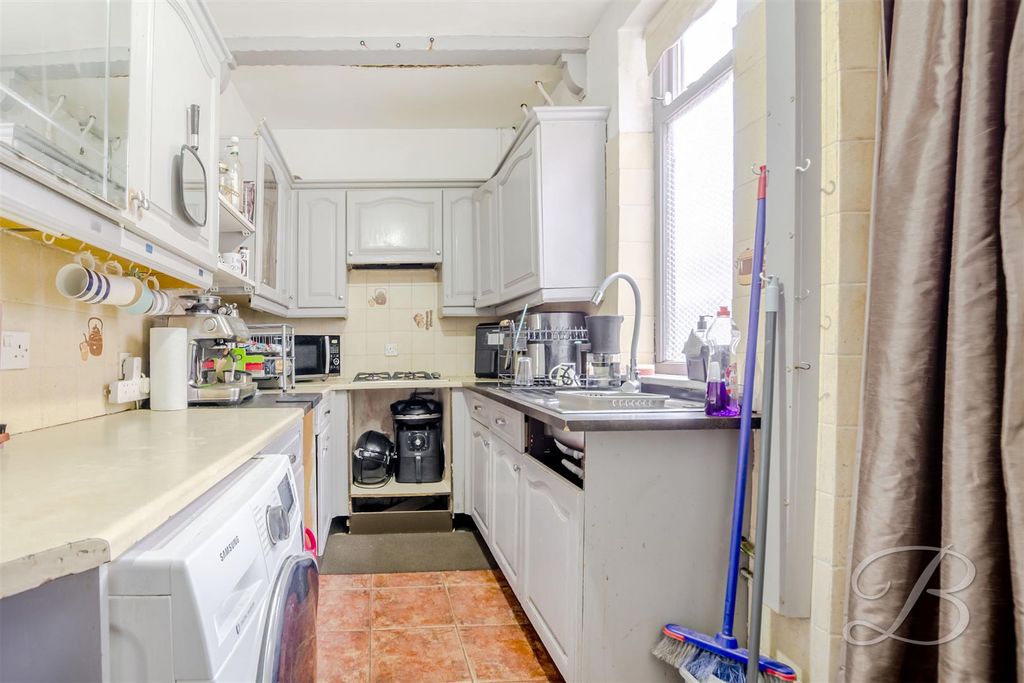 Property photo 3 of 17 Ccltd-5.Jpg