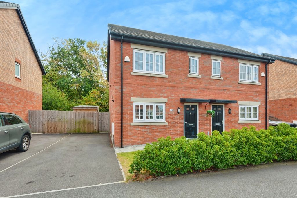 Property photo 1 of 17 Photo