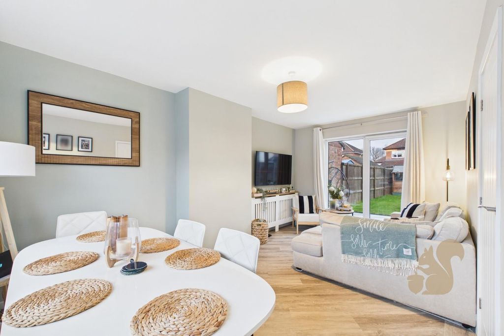 Property photo 2 of 22 Cam01659G0-Pr0702-Still014.Jpg