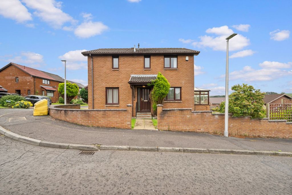 Property photo 1 of 40