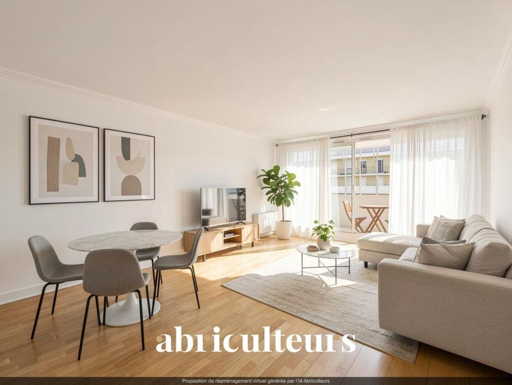 Property photo 1 of 20 3-Room Apartment With Balcony And Unobstructed View For Sale In Courbevoie 92400