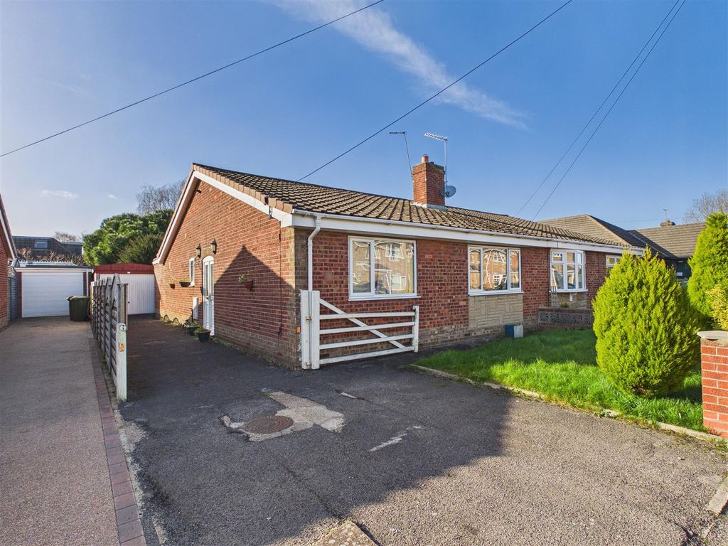 Property photo 1 of 13 Cam05377G0-Pr0208-Still020.Jpg