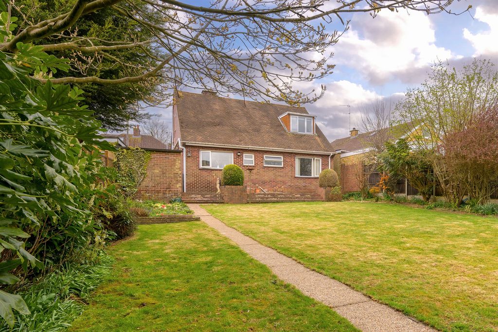 Property photo 2 of 14