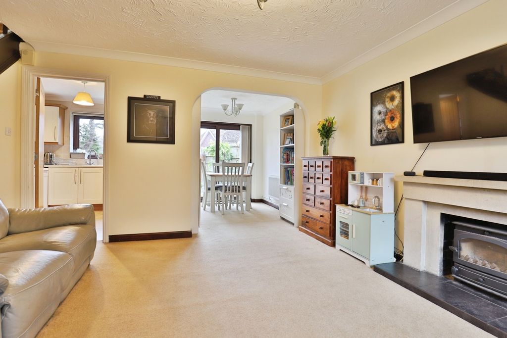 Property photo 2 of 21 Pbox-Img.Jpg