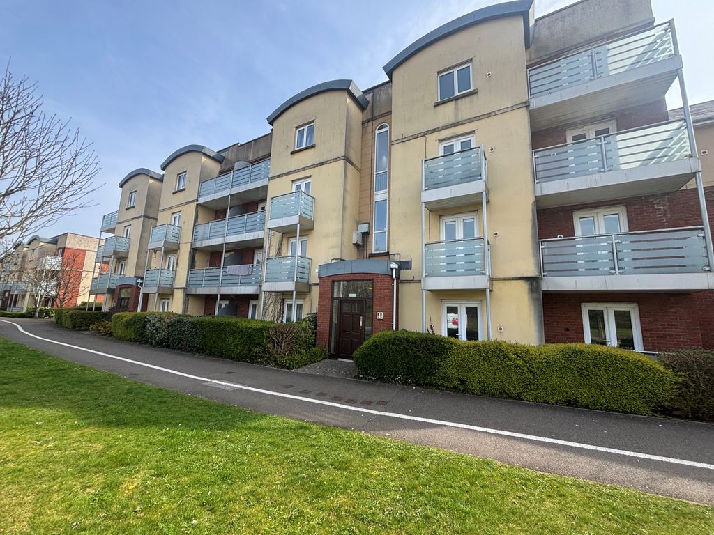 Property photo 1 of 2