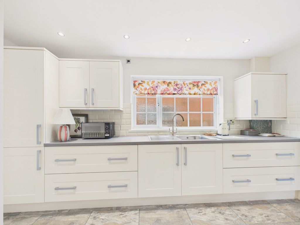 Property photo 3 of 22 5125614