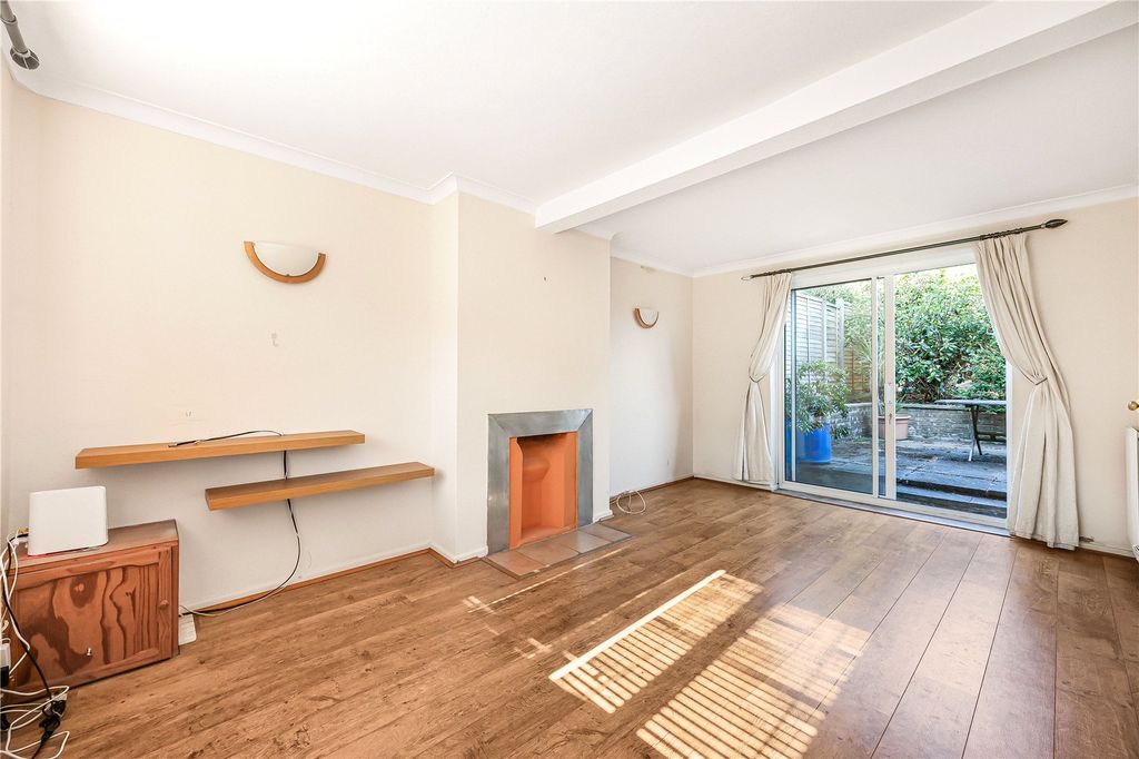 Property photo 3 of 10 Picture No. 17