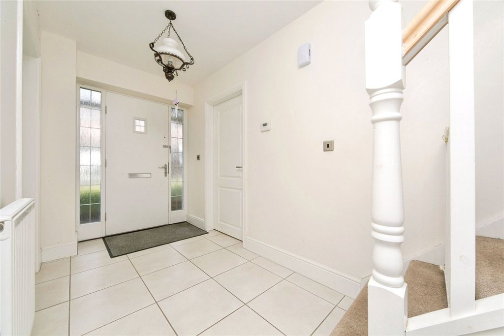 Property photo 3 of 30 Picture No. 13