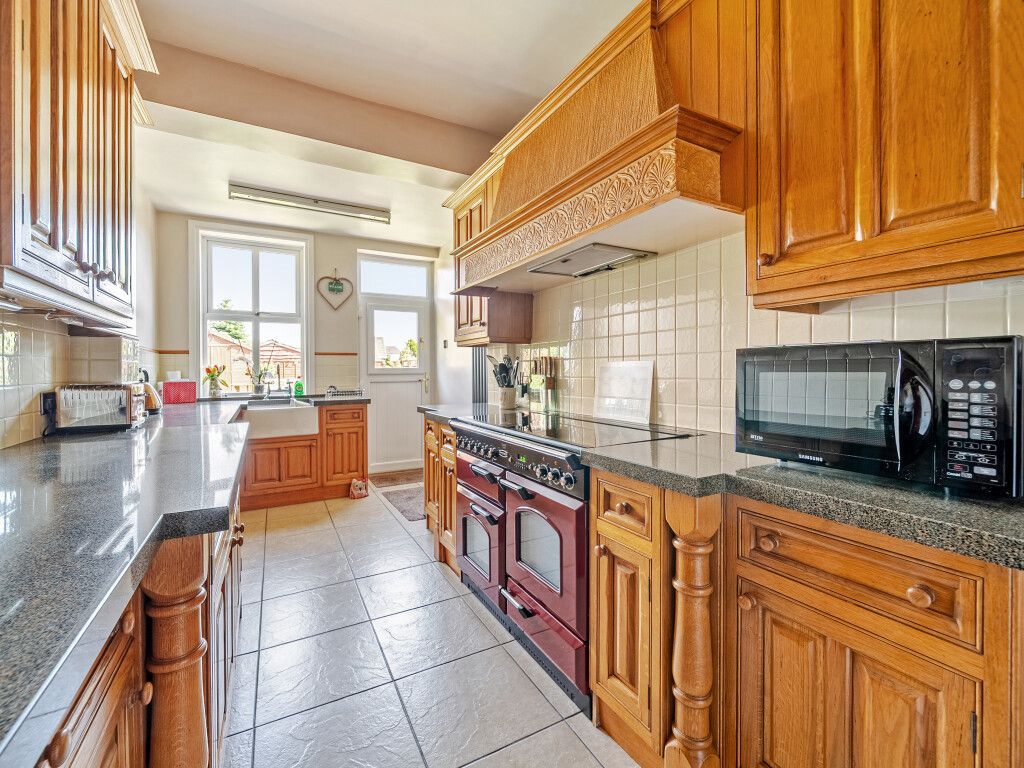 Property photo 3 of 24 1467112-16-6A1710...