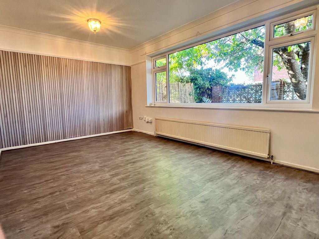 Property photo 3 of 21 Img_7367