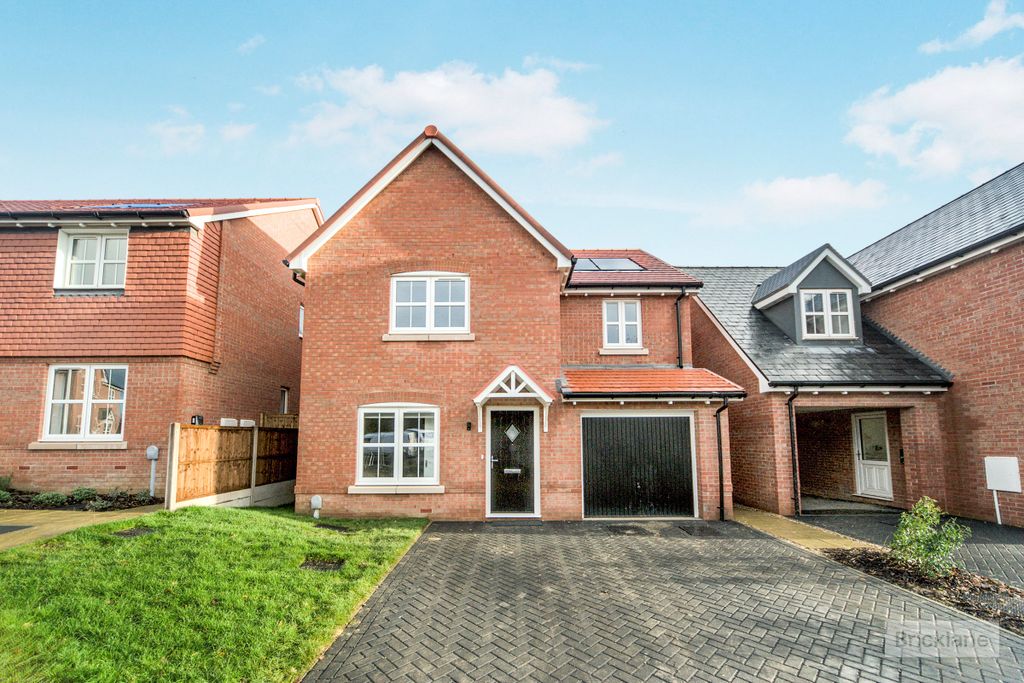 Property photo 1 of 10 Front