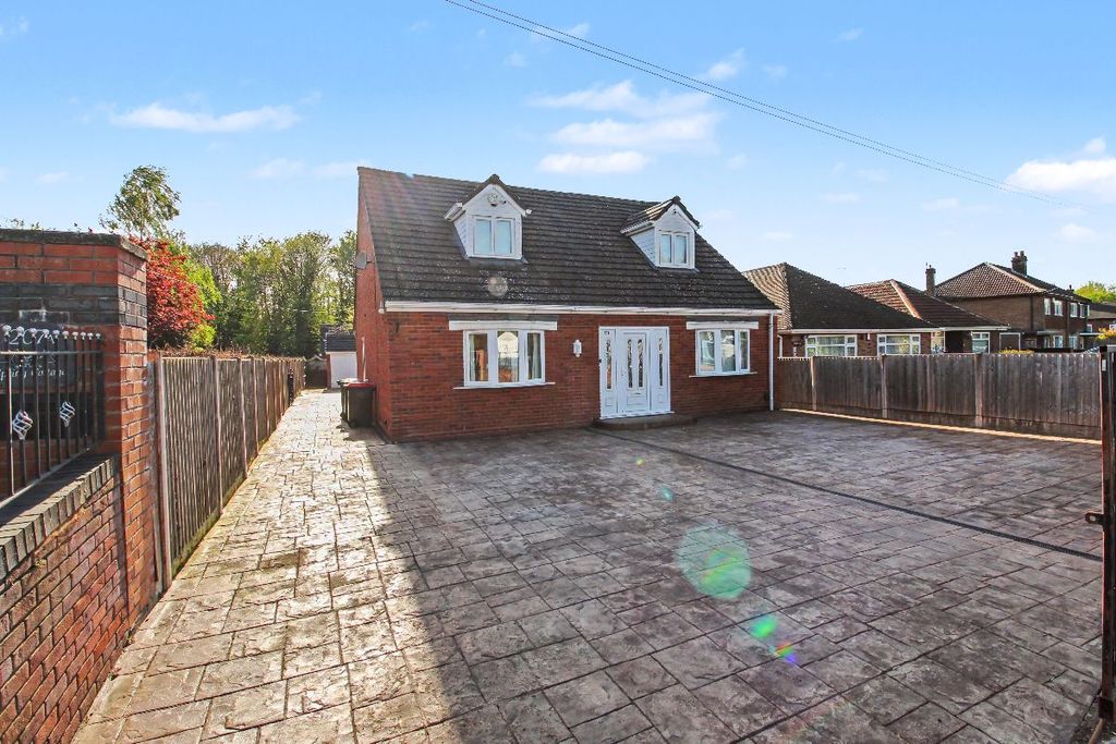 Property photo 1 of 14