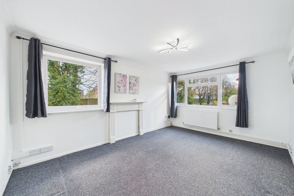 Property photo 2 of 5 Picture No. 09