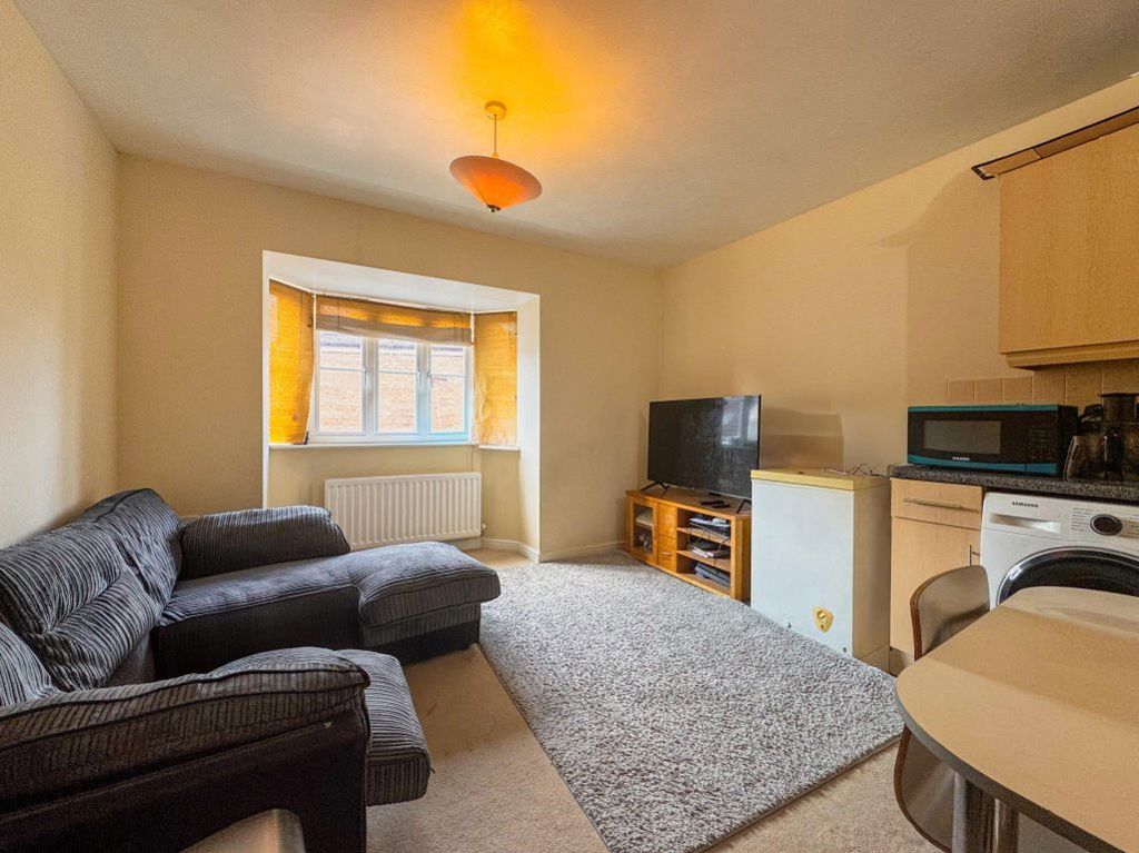 Property photo 2 of 6