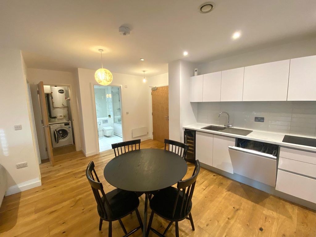 Property photo 2 of 17 Gallery