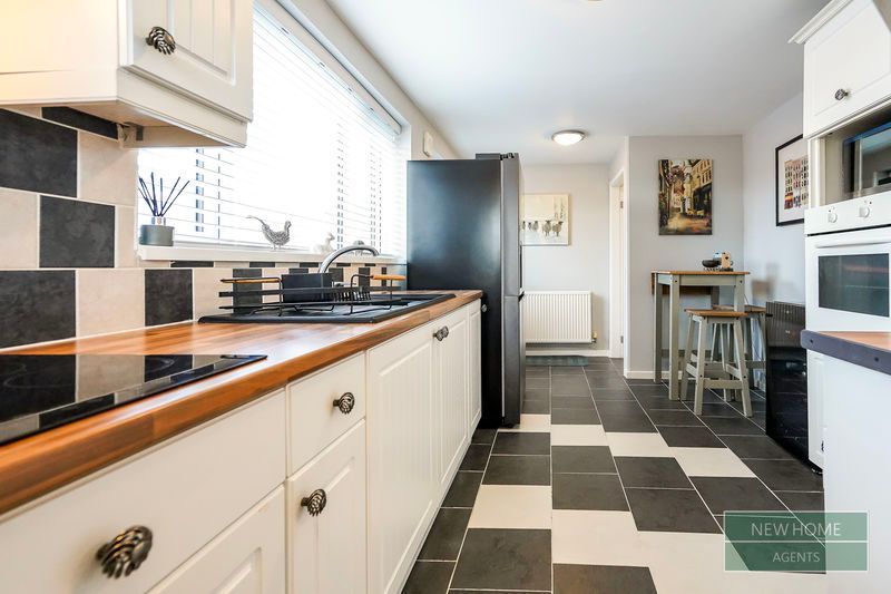 Property photo 3 of 15 Photo 12