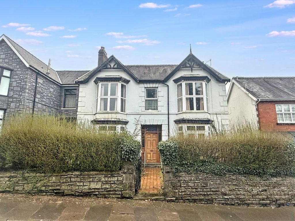 Property photo 1 of 25