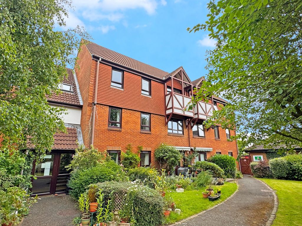 Property photo 1 of 10