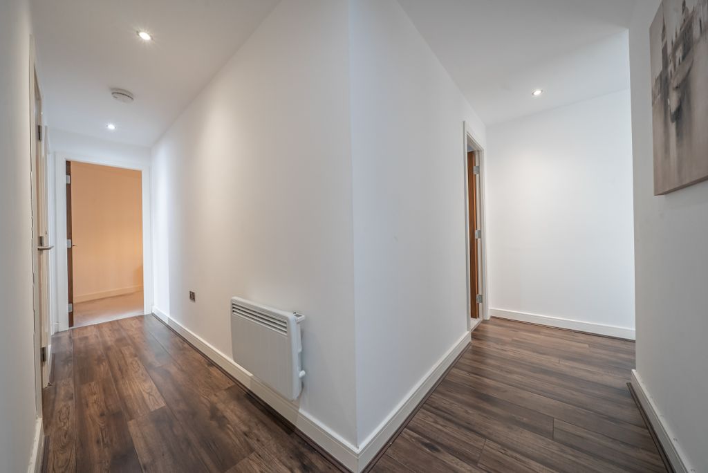 Property photo 3 of 15 113 Ridley House00011