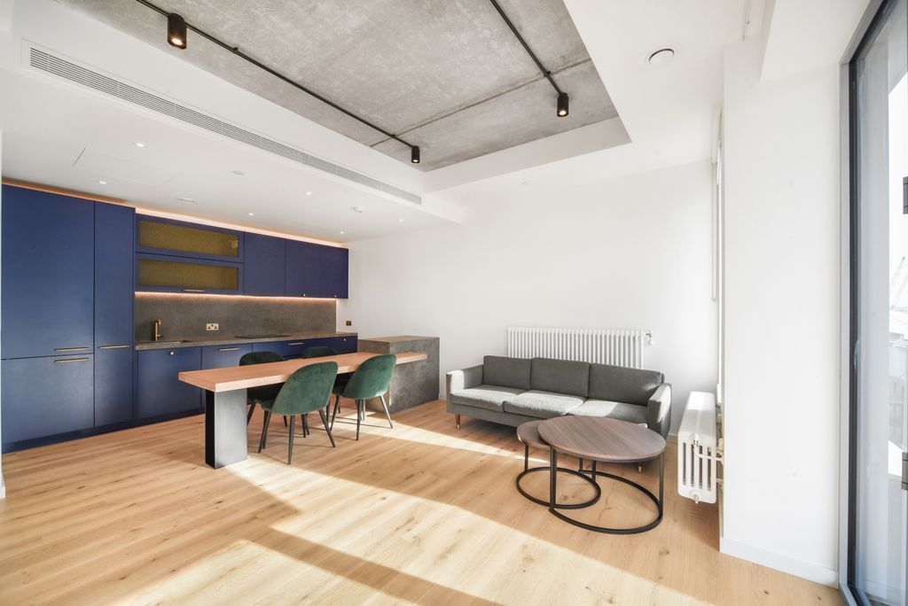 Property photo 2 of 22 Rendel House, Goodlu