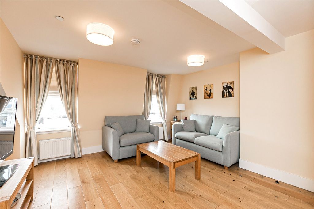 Property photo 3 of 7 Photo 3