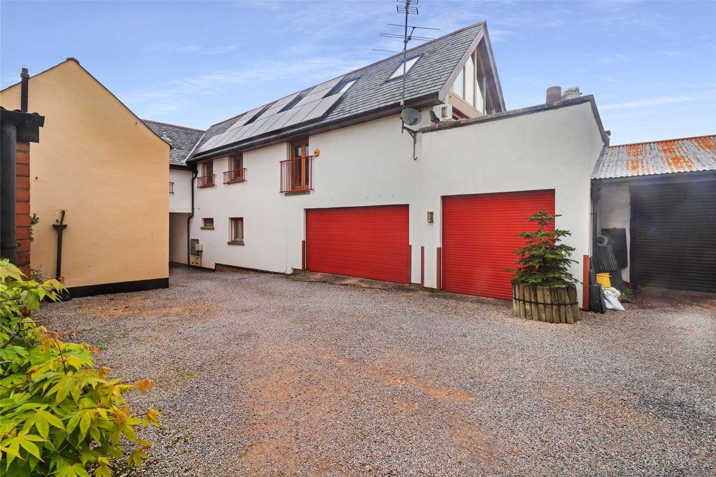 Property photo 2 of 26 2 - Picture No. 27