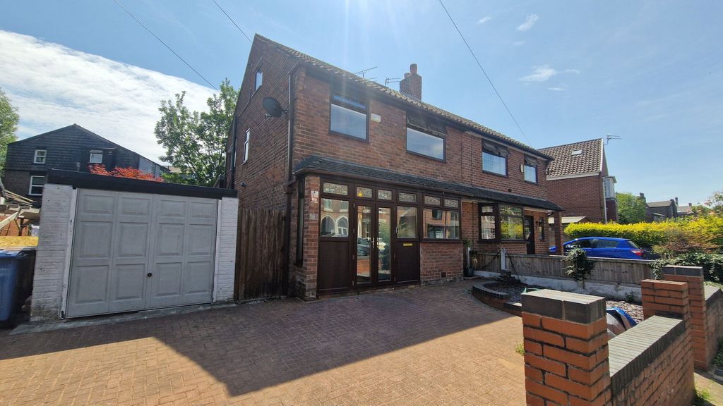 Property photo 1 of 21