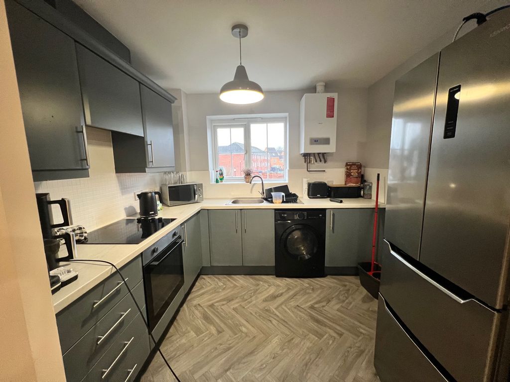 Property photo 2 of 8