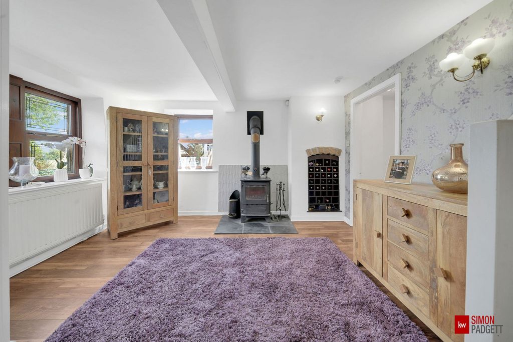 Property photo 3 of 29