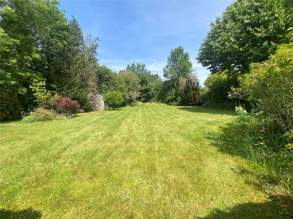 Property photo 2 of 29 Picture No. 04
