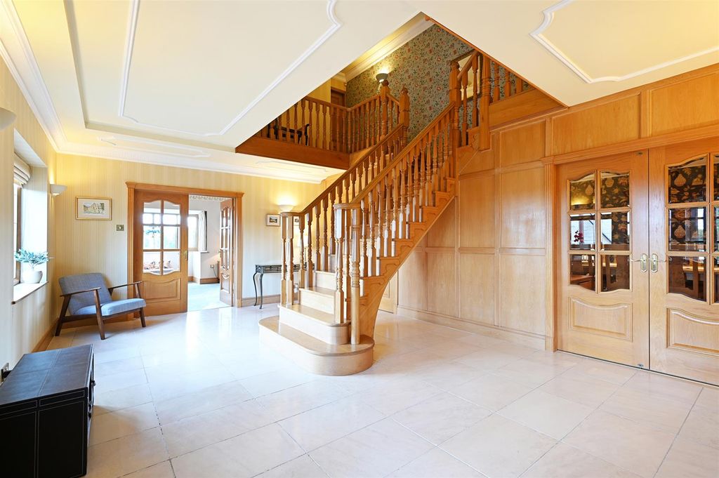 Property photo 3 of 35 Reception Hall
