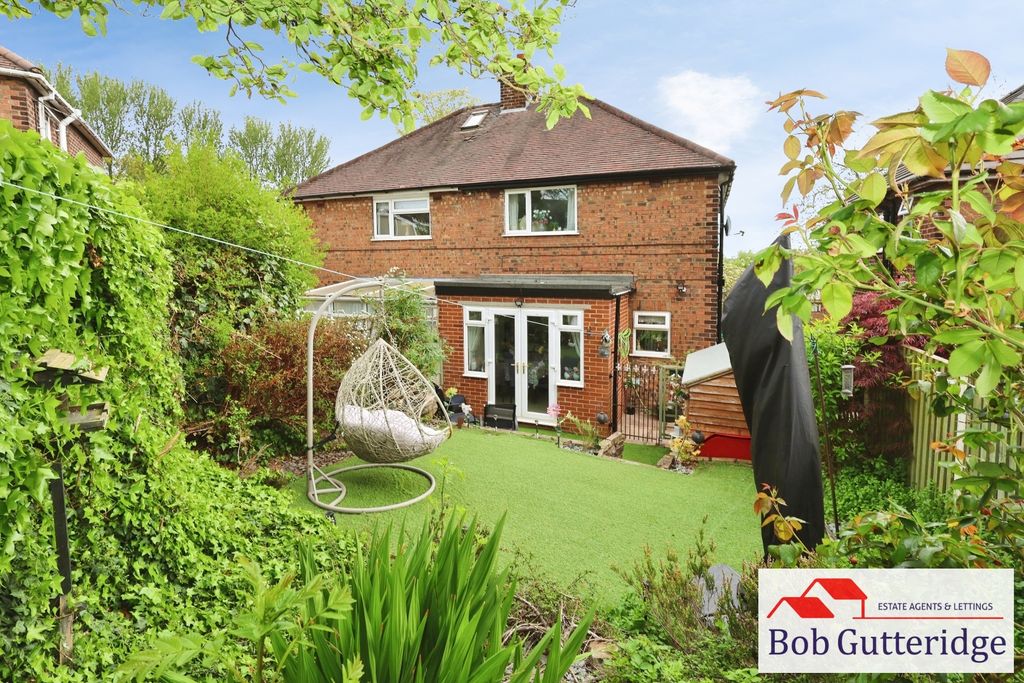Property photo 2 of 24 Enclosed Rear Garden