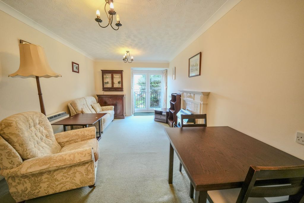 Property photo 3 of 15