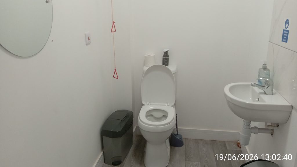 Property photo 1 of 3