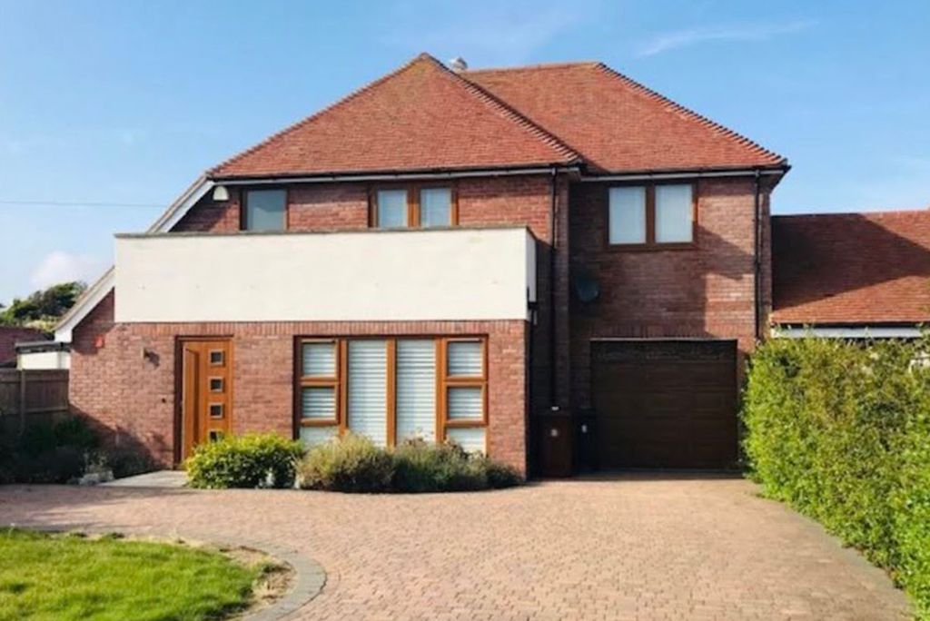 Property photo 1 of 23