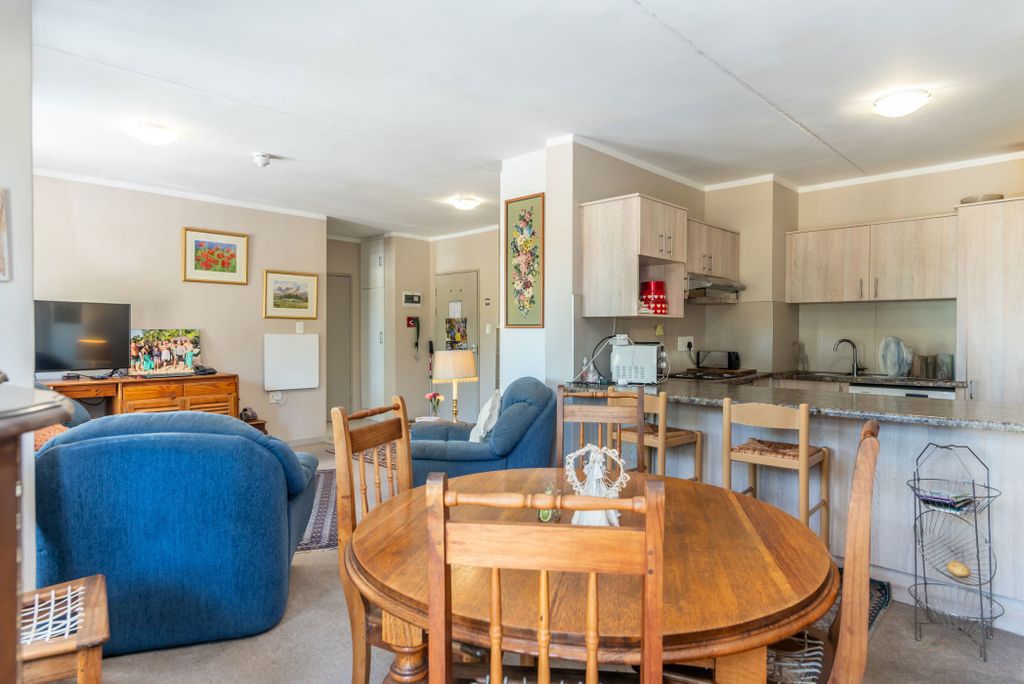 Property photo 3 of 14 Kw1693431