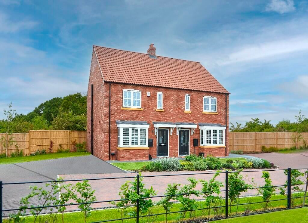 Property photo 1 of 8 Photo 8