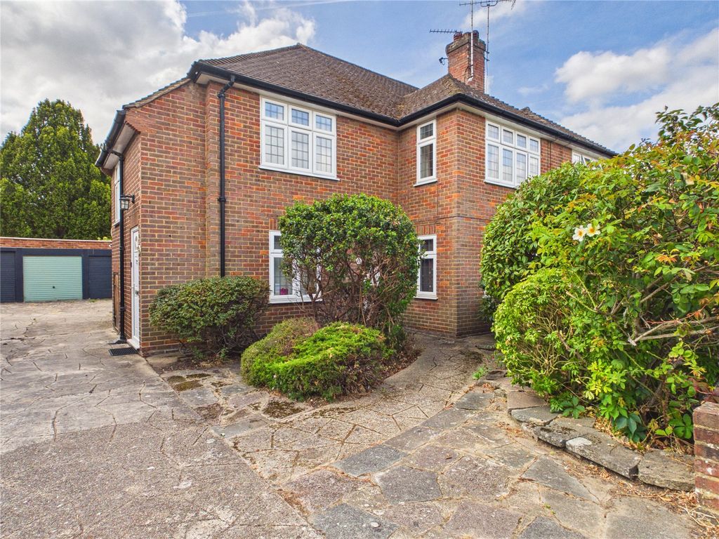 Property photo 1 of 9 Picture No. 17