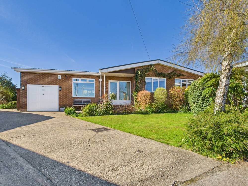Property photo 2 of 13