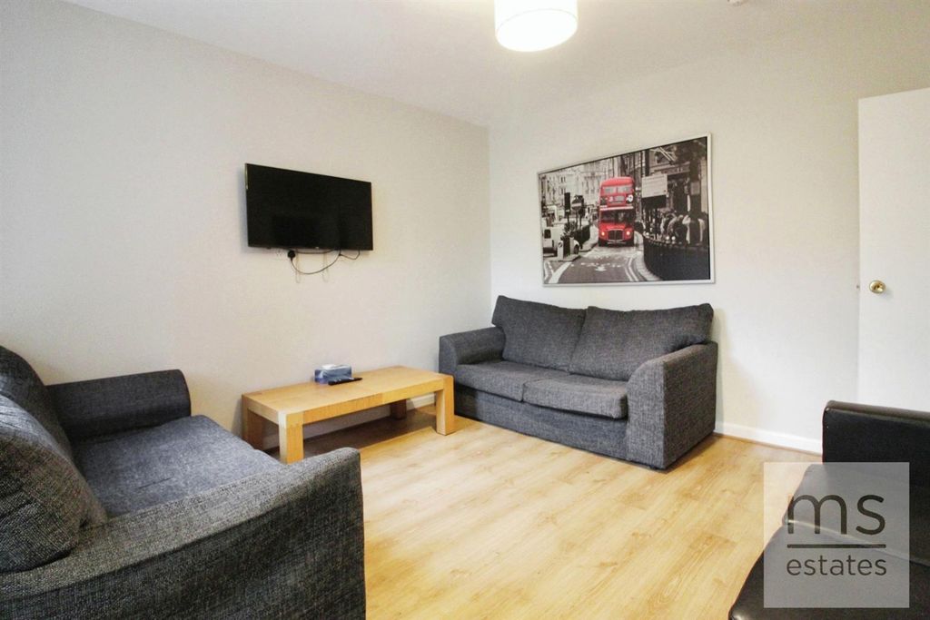 Property photo 2 of 17 Img_0008.Jpg