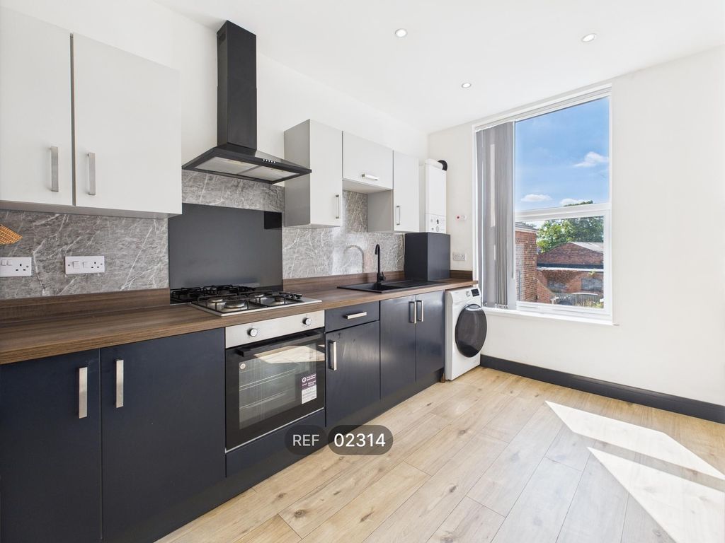 Property photo 1 of 16 Kitchen