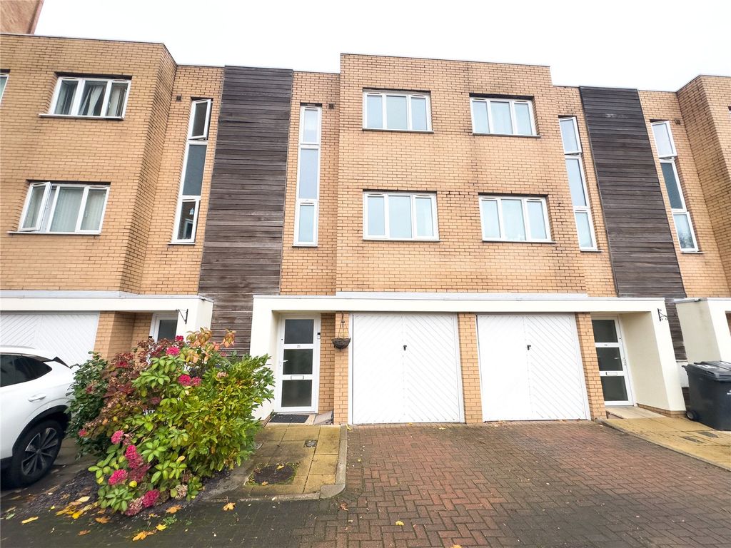 Property photo 1 of 16 Picture No. 02