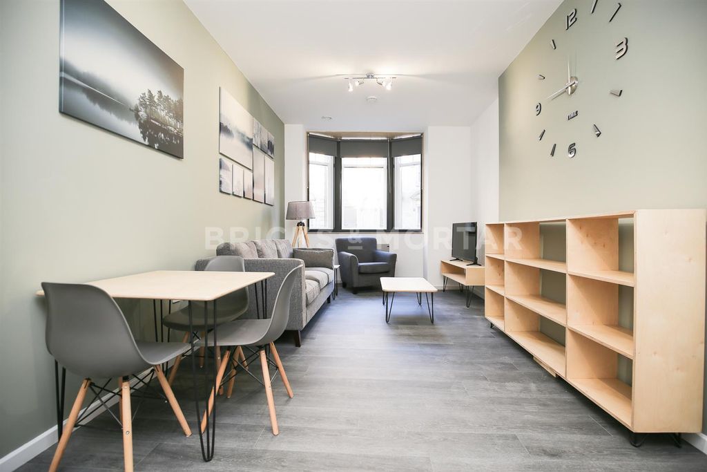 Property photo 2 of 9 Yaf4Vkbw4Vqo_7Io2Kg425Bsxdc.Jpg