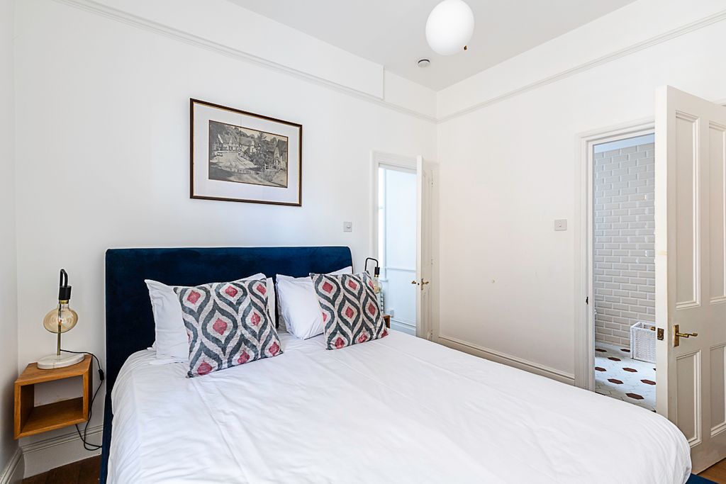 Property photo 3 of 29