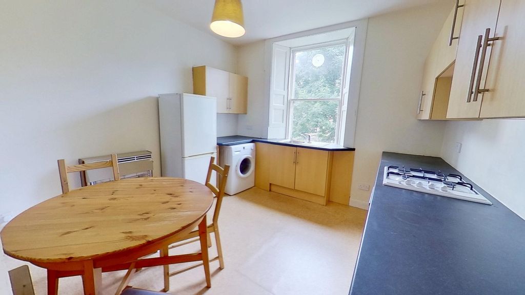 Property photo 2 of 16 Photo 2