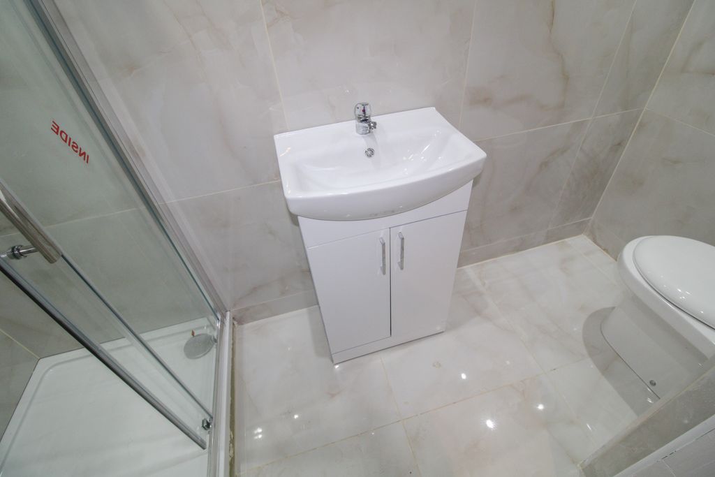 Property photo 3 of 3 Na