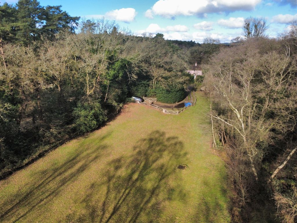 Property photo 3 of 22 Picture No. 28