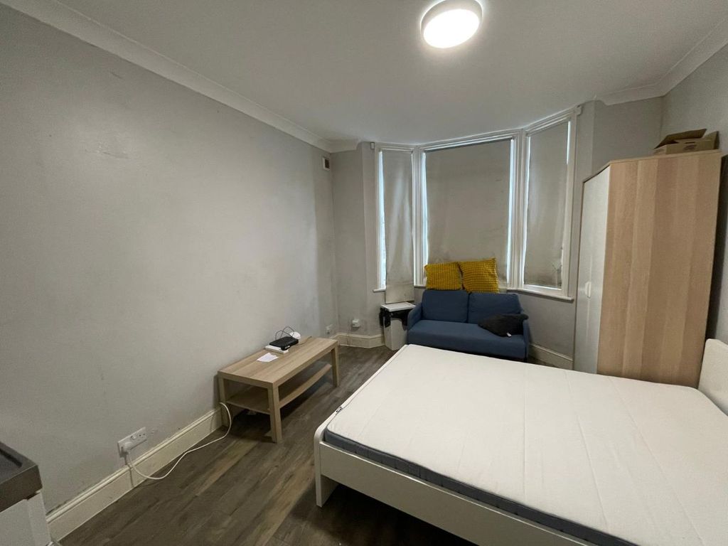 Property photo 2 of 2