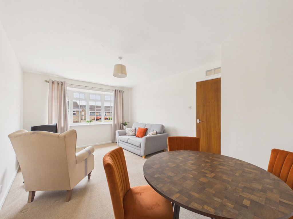 Property photo 3 of 11 5129424