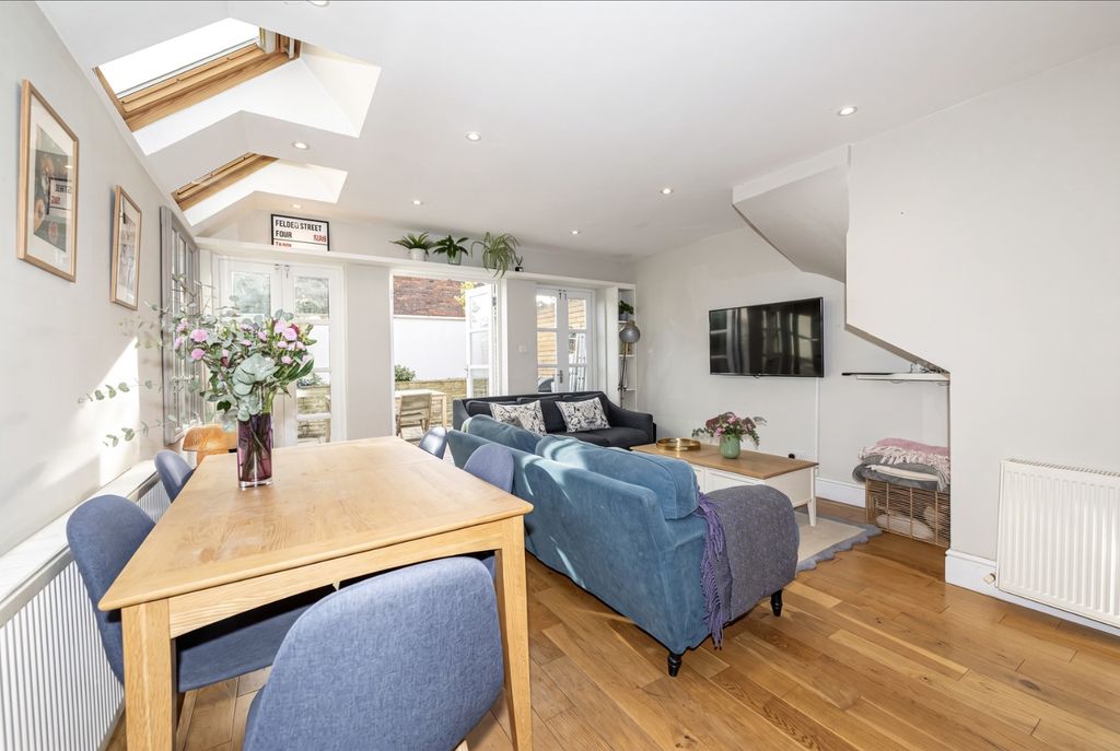 Property photo 1 of 20 5591464